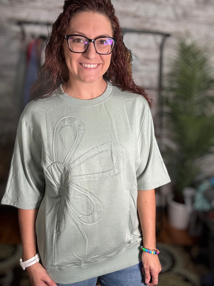 Solid Color Floral Patched Half Sleeve Tunic Top