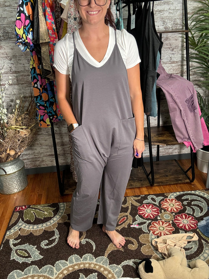 Sleeveless V Neck Pocketed Loose Jumpsuit