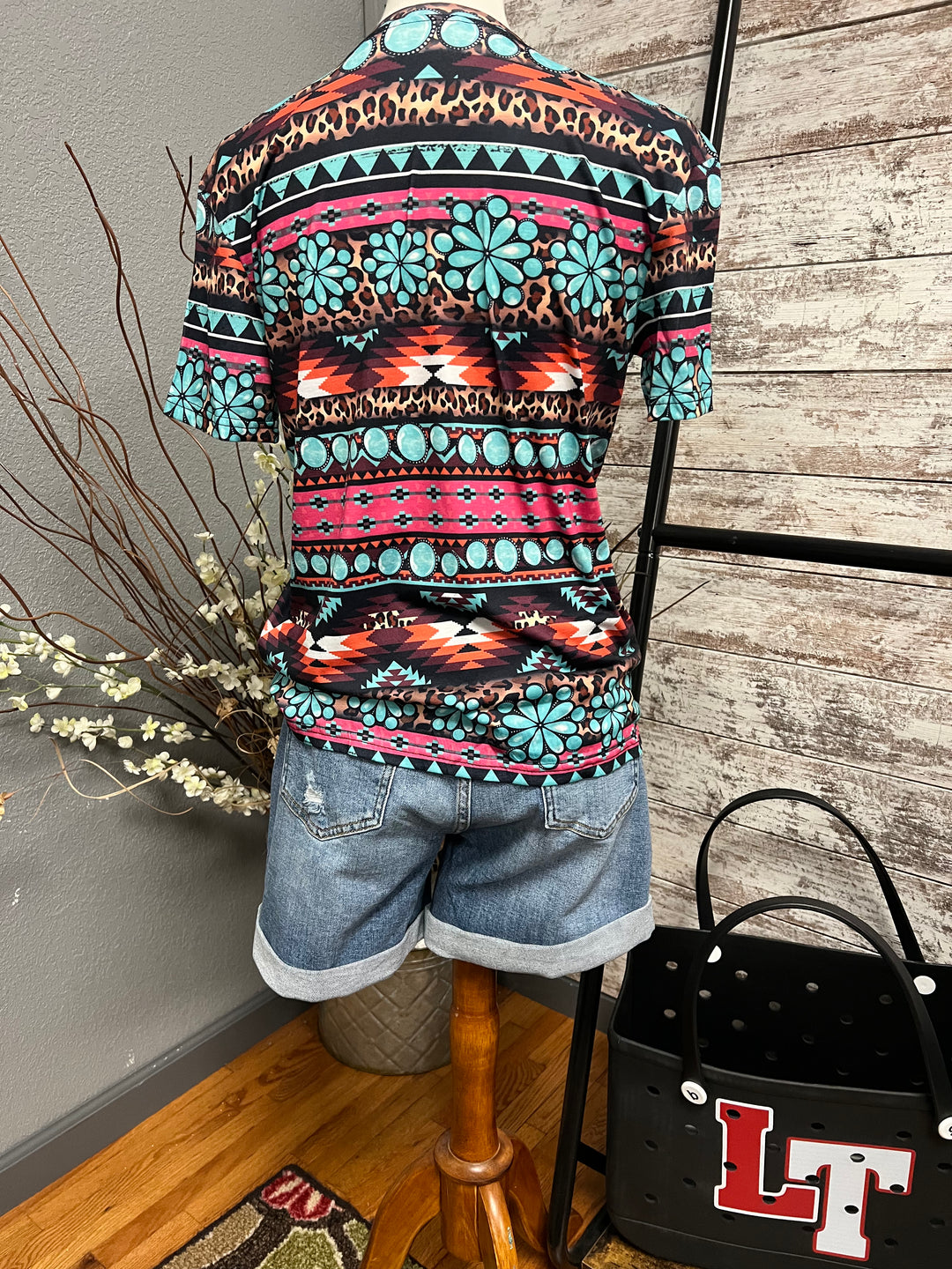 Western Flower Bull V-neck Top