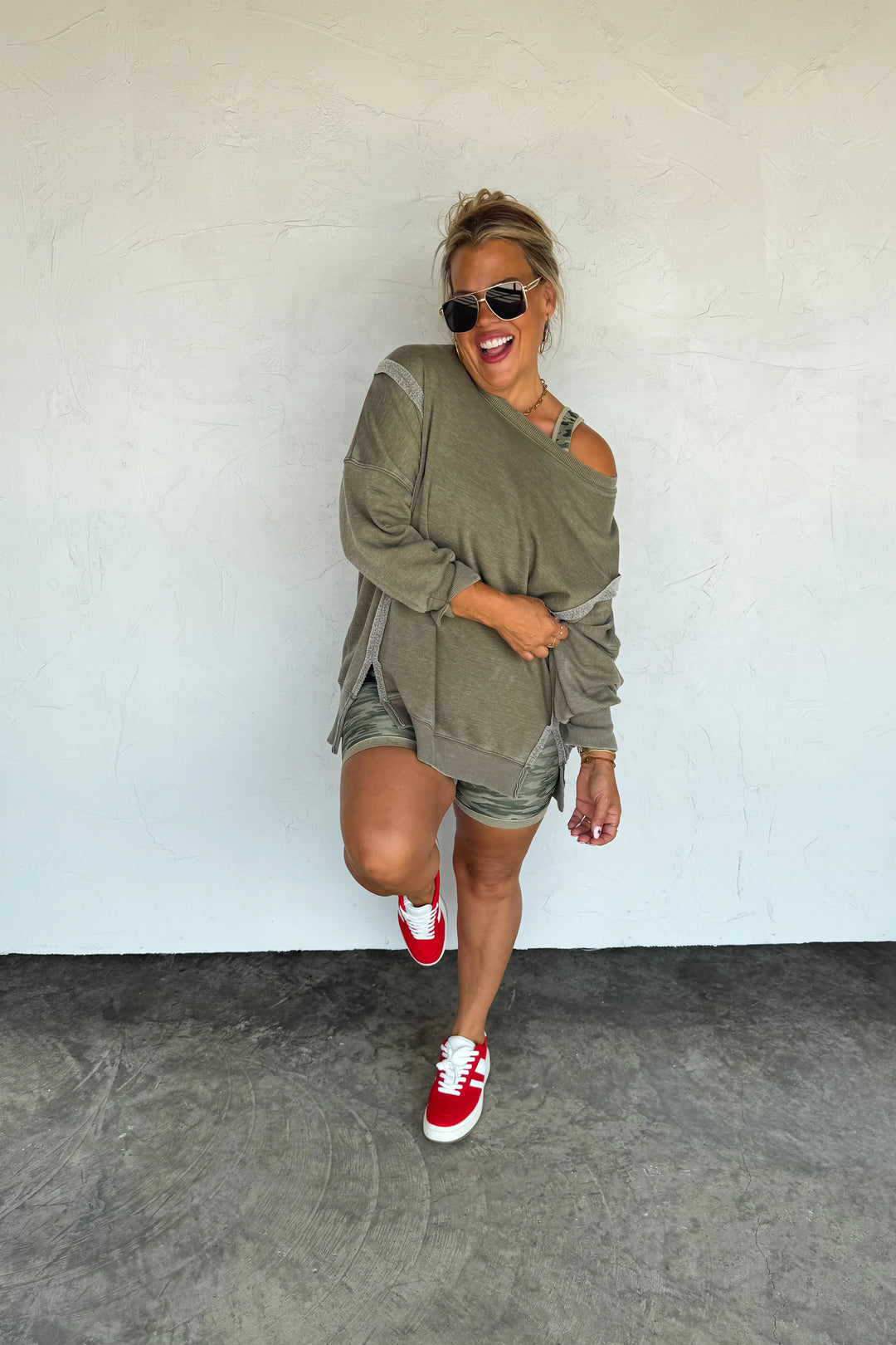 FALL CLASSIC CREW PULLOVER