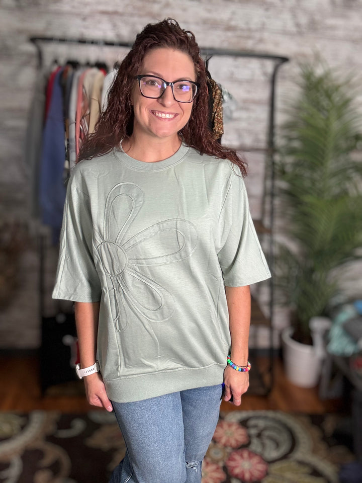 Solid Color Floral Patched Half Sleeve Tunic Top