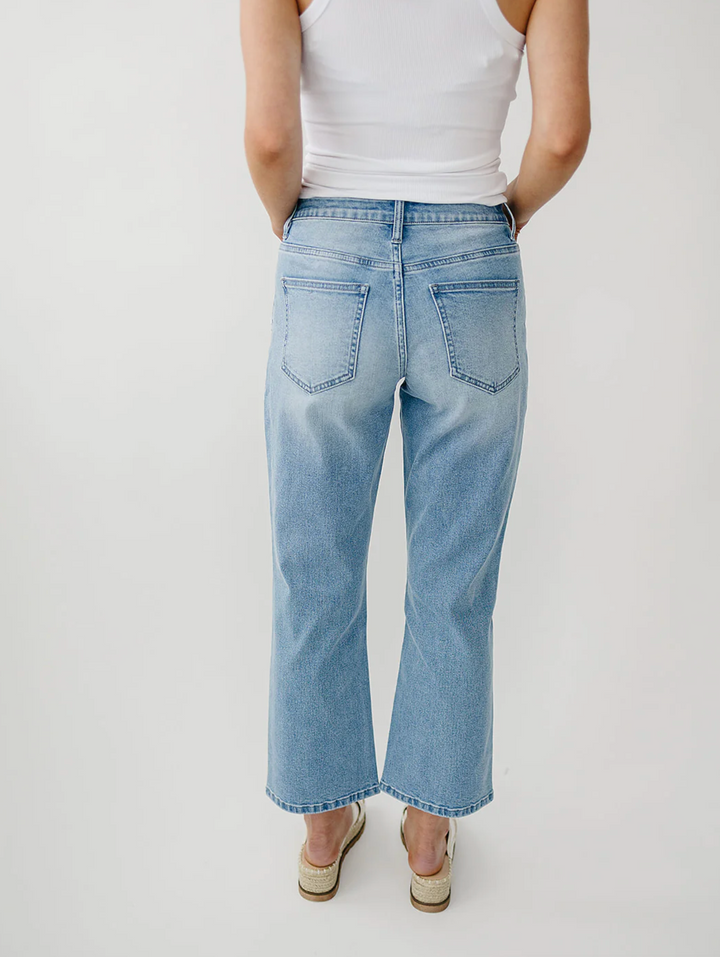 Hi-Rise Non-distressed Cropped Wide Leg Jeans