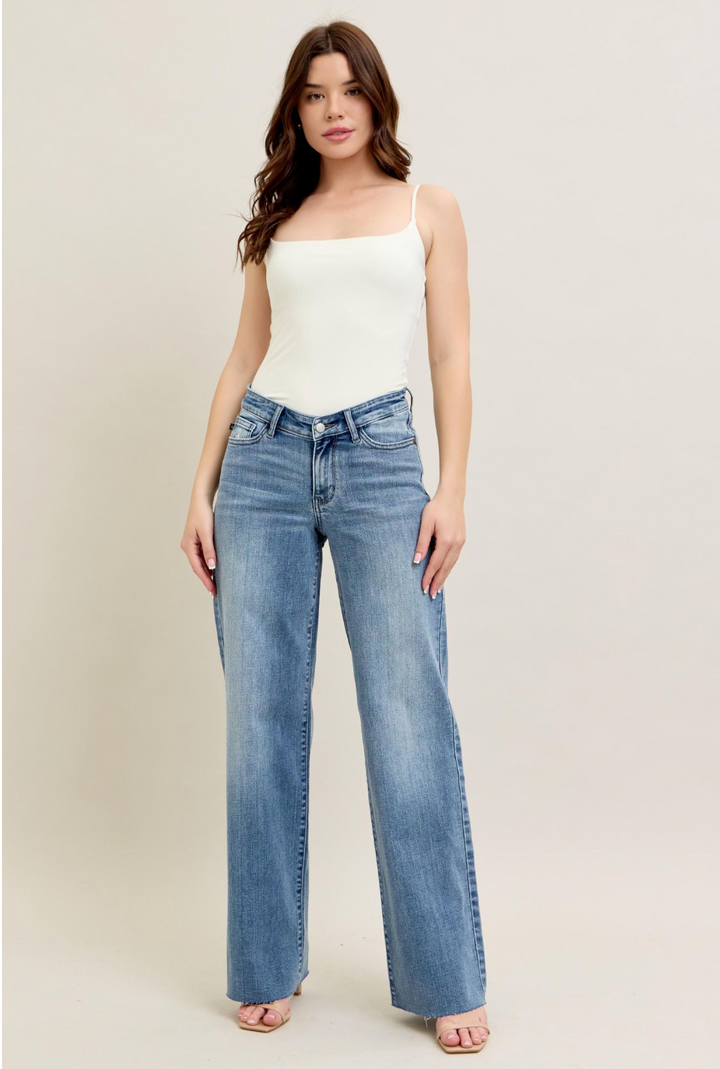 Judy Blue V-Front Baggy Jean