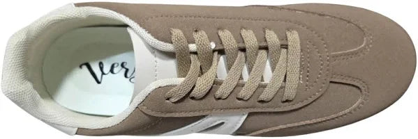 RETRO THROWBACK SNEAKER BY VERY G - BROWN