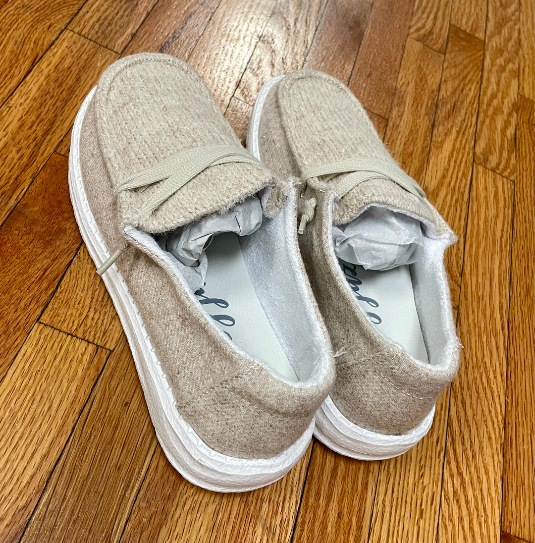 Very G Janice Knit Slip On Sneaker